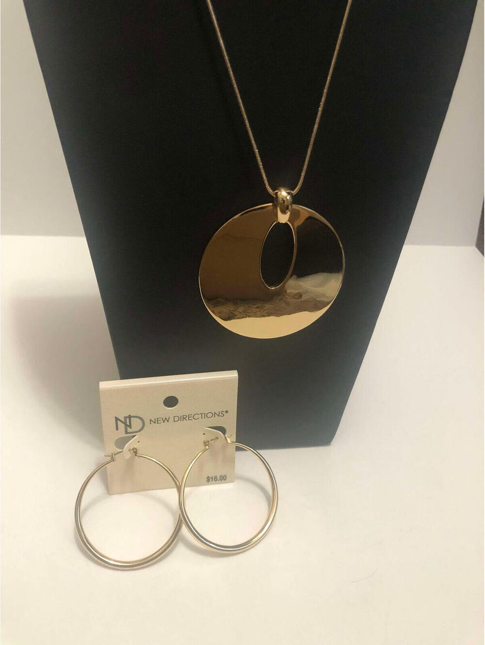 767 New directions goldtone hoop earrings & statement necklace new